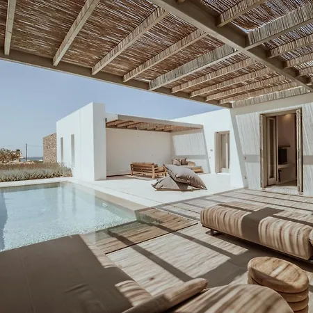 ホテル Cove Paros 5*